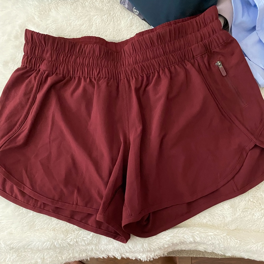 Euc lululemon tracker shorts sz10